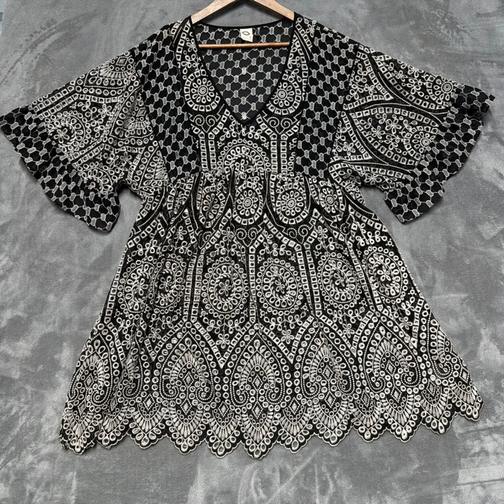 Akemi + Kin Anthropologie Brooke Eyelet Dress Womens 10 Embroidered Lace Boho